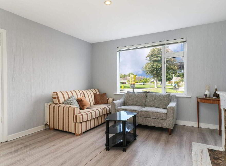 25 Pinewood Park, Rathfarnham, Rathfarnham, D14