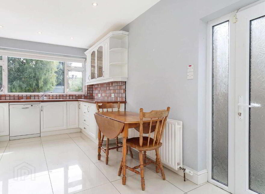 25 Pinewood Park, Rathfarnham, Rathfarnham, D14