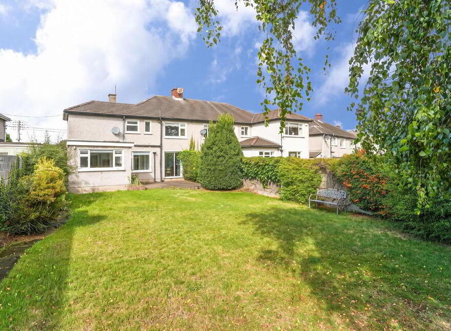 25 Pinewood Park, Rathfarnham, Rathfarnham, D14