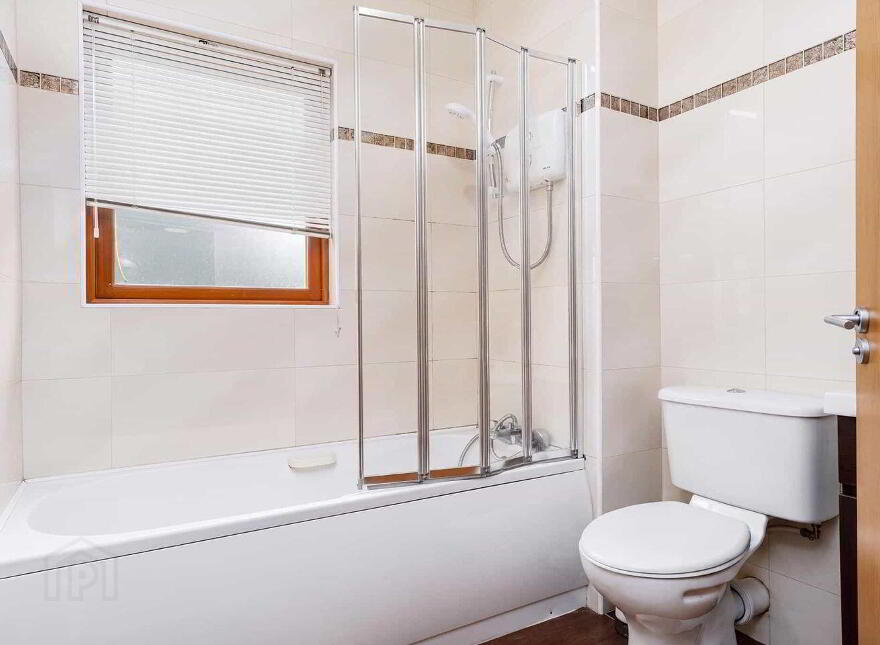 13 Blackthorn Hill View, Rathcoole