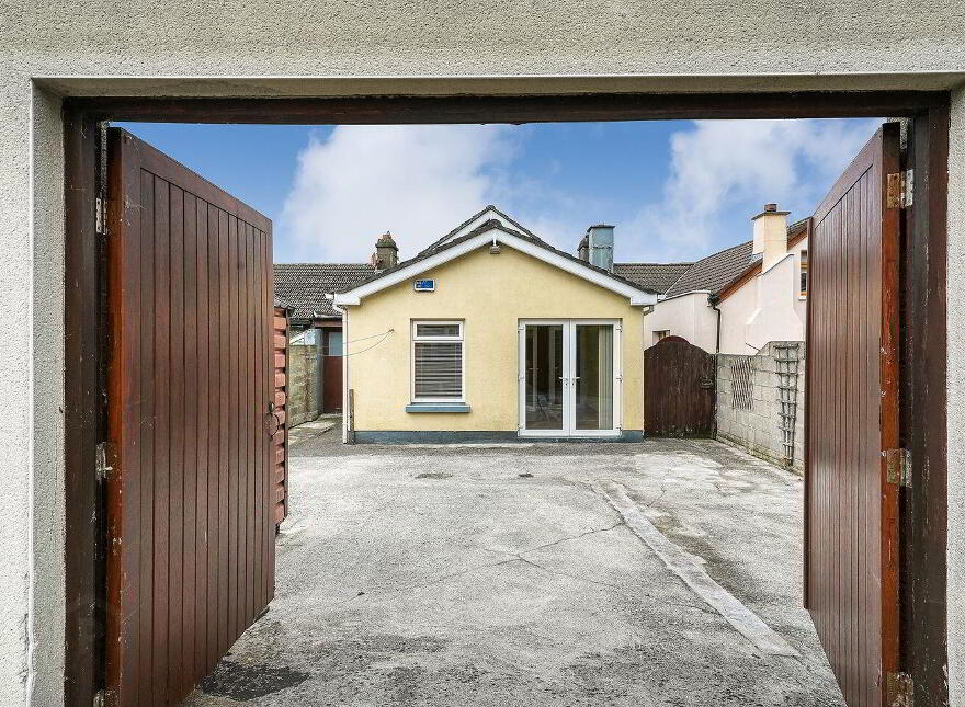 37 McKee Avenue, Finglas, Finglas, D11