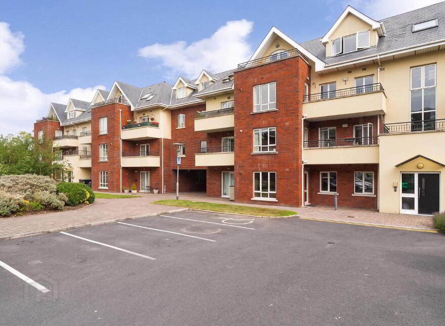 Penthouse @, 45 Ballintyre Square, Ballinteer, Ballinteer, D16