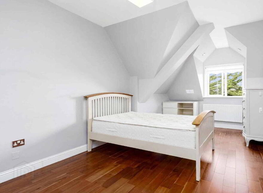 Penthouse @, 45 Ballintyre Square, Ballinteer, Ballinteer, D16