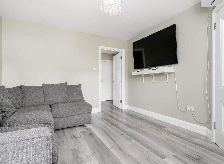 32A Drumcairn Park, Tallaght, Tallaght, D24