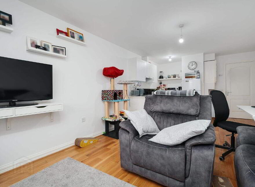 25 Eaton Close, Rathcoole