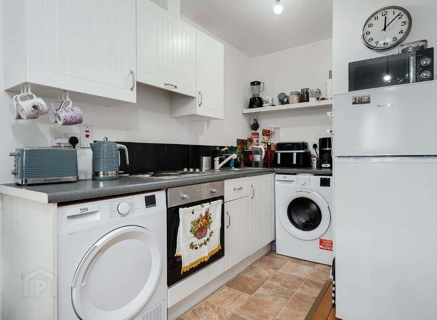25 Eaton Close, Rathcoole