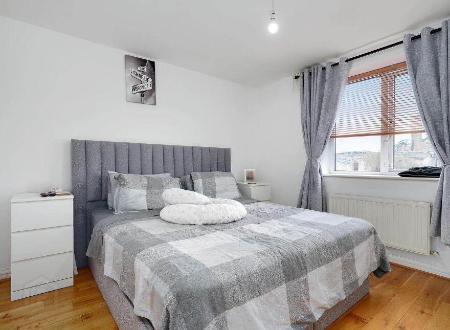 25 Eaton Close, Rathcoole