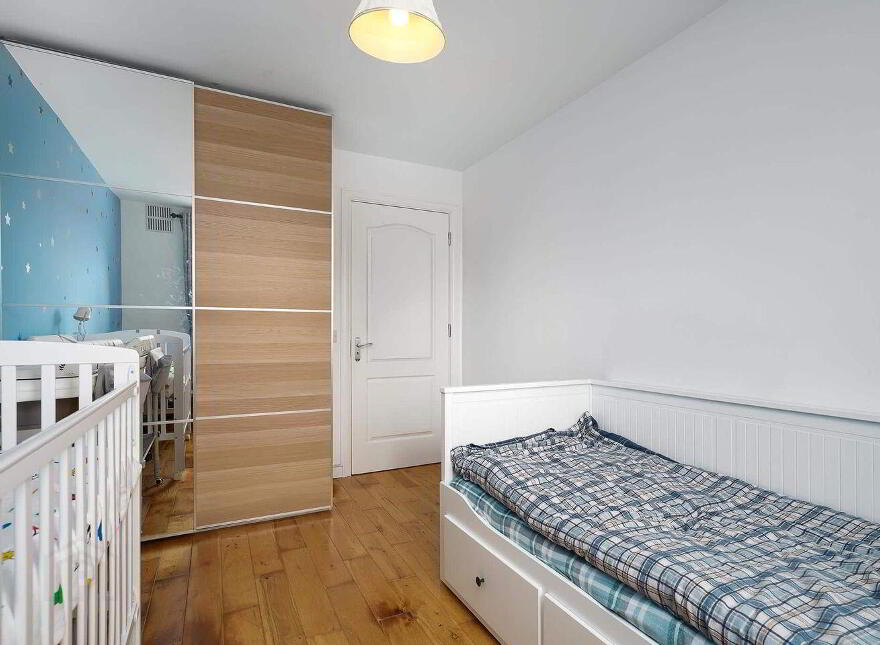 25 Eaton Close, Rathcoole
