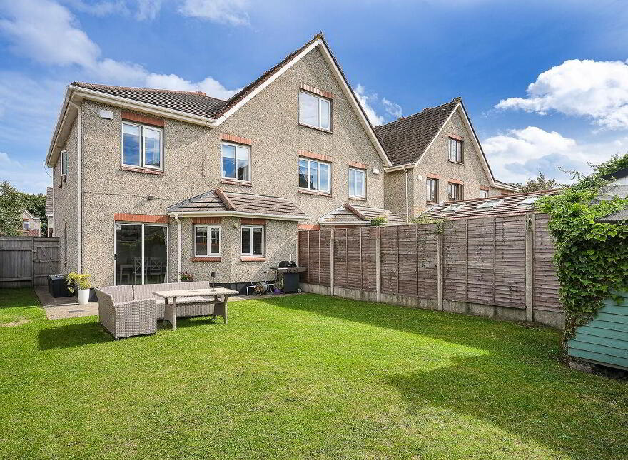 140 Grattan Lodge, Hole In The Wall Road, Donaghmede, Donaghmede, D13