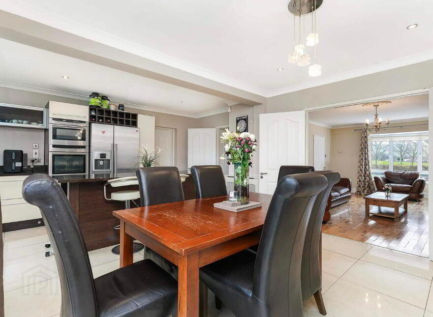 7 Parklands View, Ballycullen, Ballycullen, D24