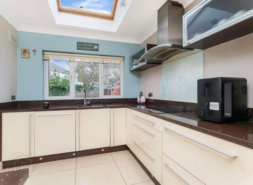 7 Parklands View, Ballycullen, Ballycullen, D24