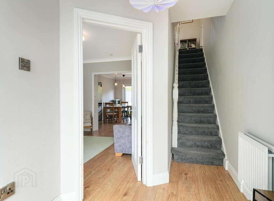 6 Meadow View, Sarsfield Road, Dublin 10, D10