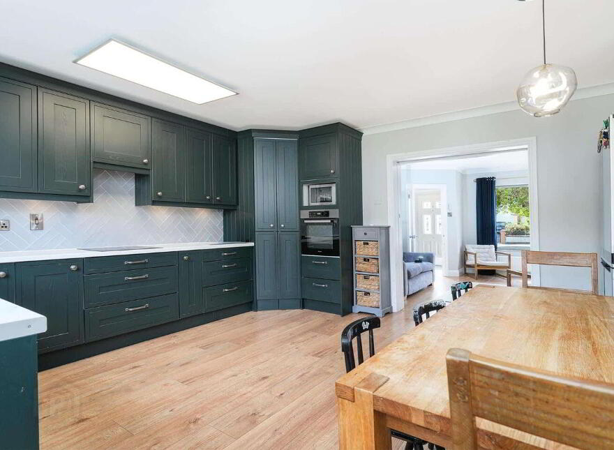6 Meadow View, Sarsfield Road, Dublin 10, D10