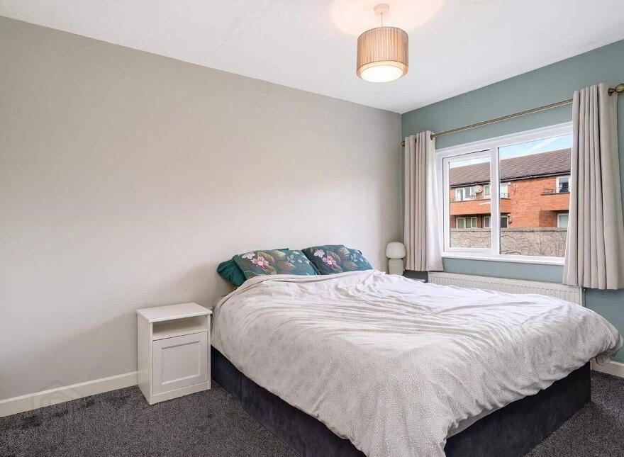 6 Meadow View, Sarsfield Road, Dublin 10, D10