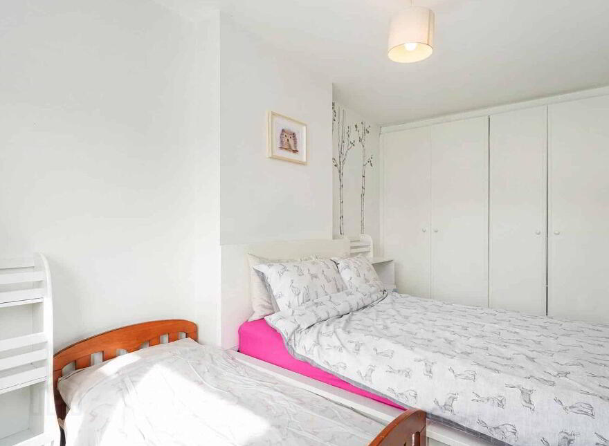 6 Meadow View, Sarsfield Road, Dublin 10, D10