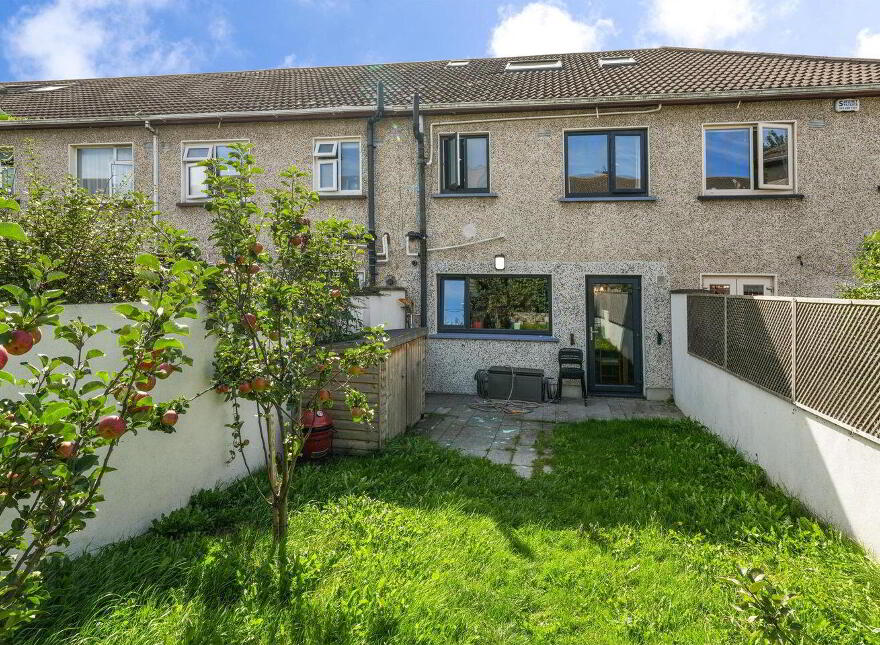 6 Meadow View, Sarsfield Road, Dublin 10, D10