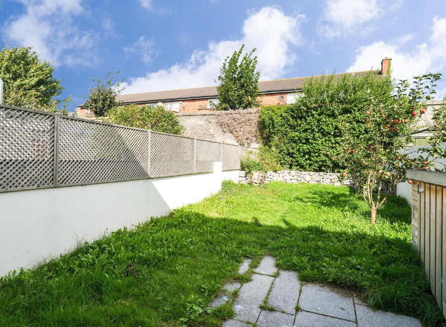 6 Meadow View, Sarsfield Road, Dublin 10, D10