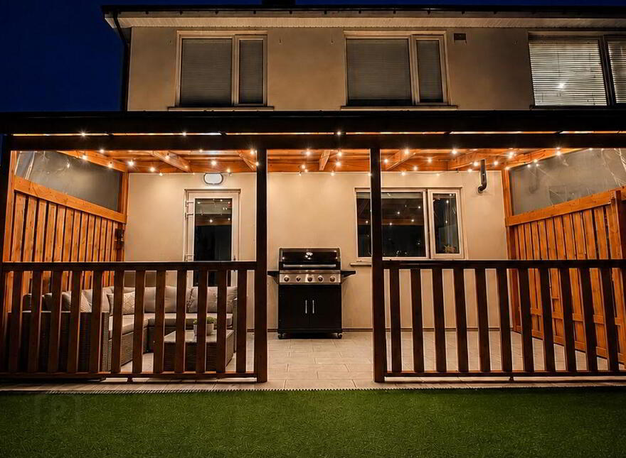 11 Stratton Drive, WITH ATTIC CONVERSION, Adamstown, Lucan
