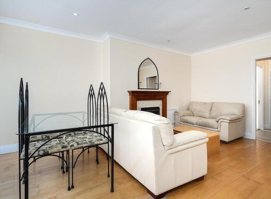 15 Hillcrest Manor, Templeogue, D6w Dublin 6W, Templeogue