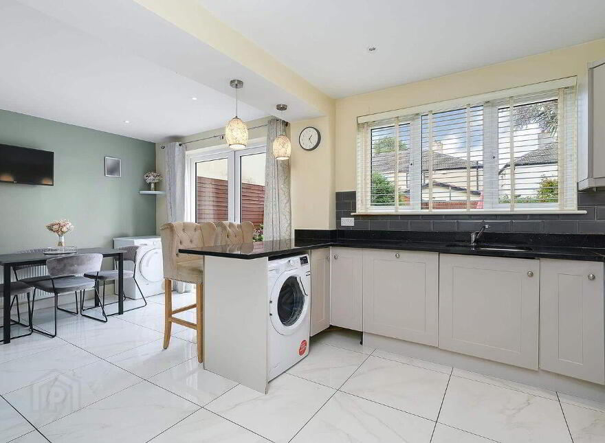 78 Woodlawn Park Avenue, Firhouse, Firhouse, D24