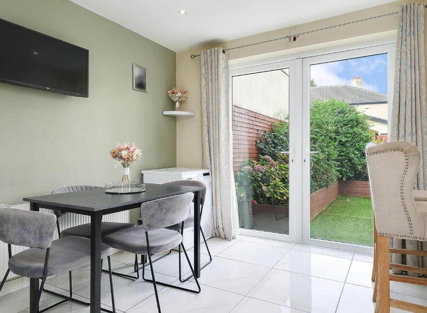 78 Woodlawn Park Avenue, Firhouse, Firhouse, D24