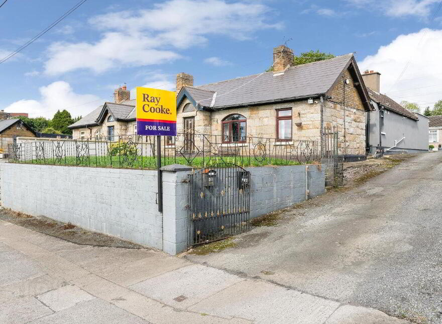 498 Bluebell Avenue, Bluebell, D12