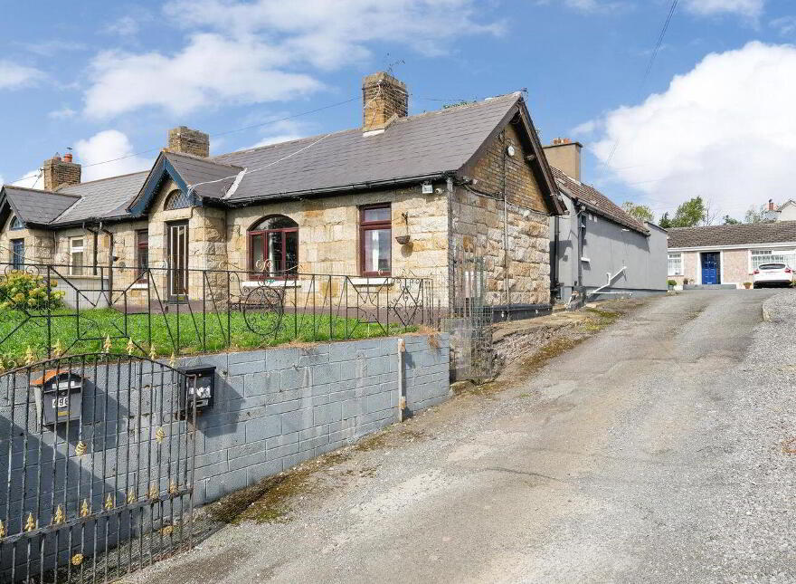 498 Bluebell Avenue, Bluebell, D12
