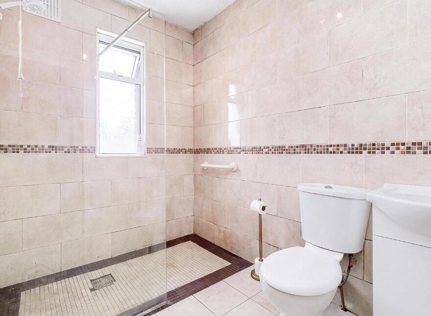 498 Bluebell Avenue, Bluebell, D12
