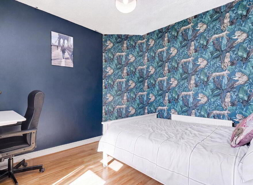 498 Bluebell Avenue, Bluebell, D12