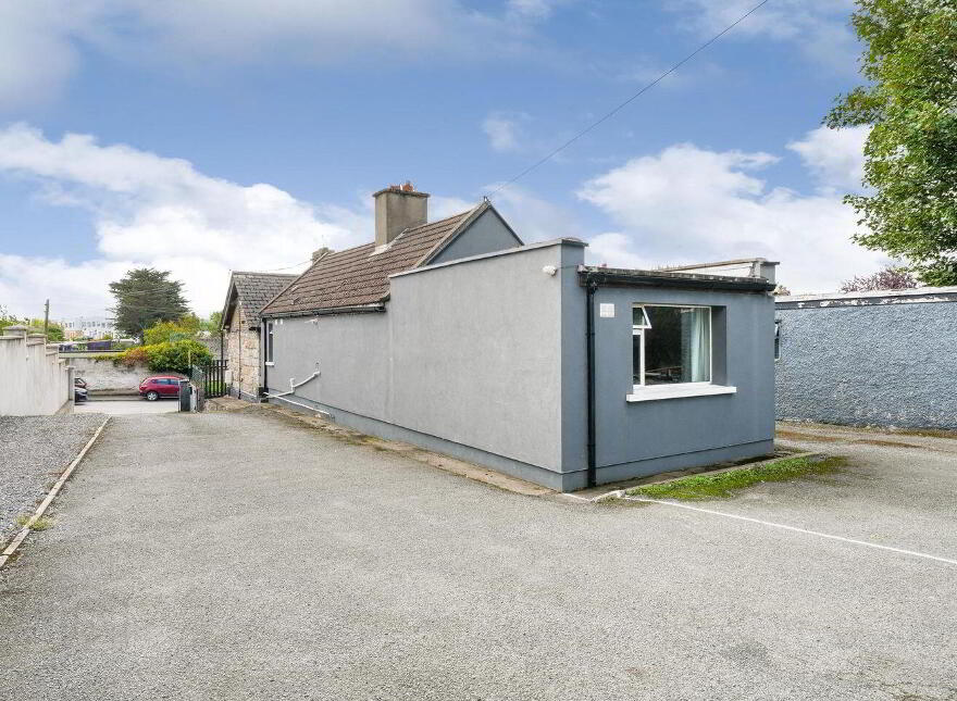 498 Bluebell Avenue, Bluebell, D12