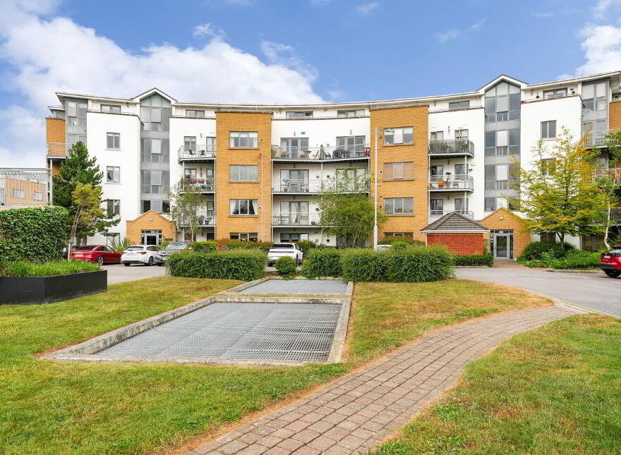 37 Swifthall, Collegewood, Castleknock, Castleknock, D15