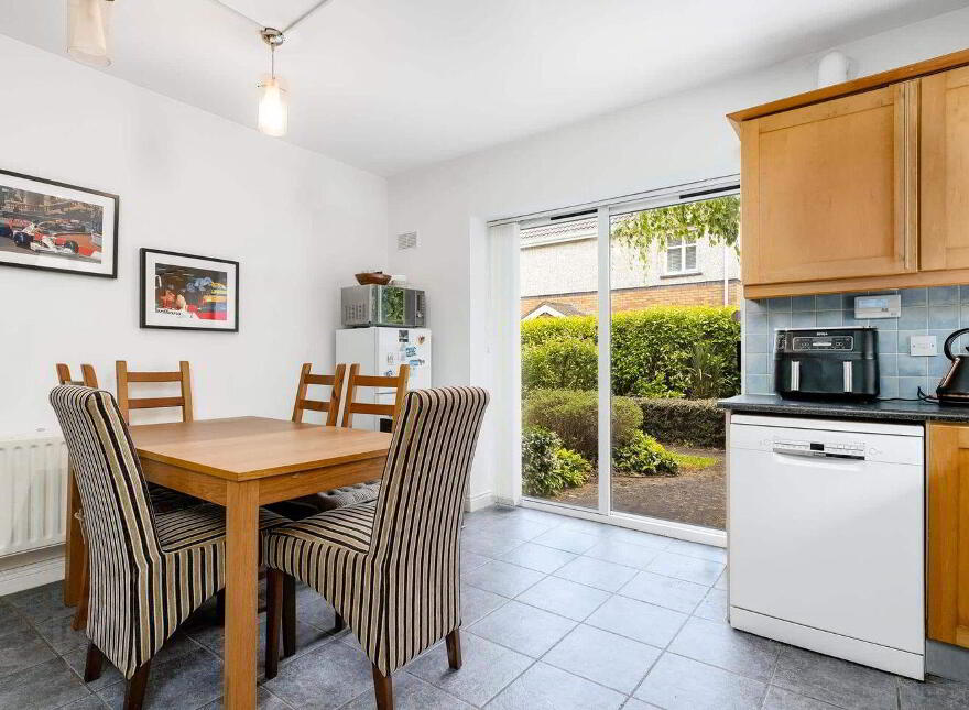 1 Parklands Court, Ballycullen, Ballycullen, D24