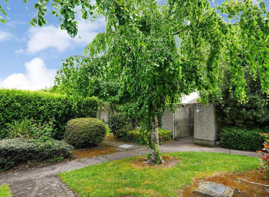 1 Parklands Court, Ballycullen, Ballycullen, D24