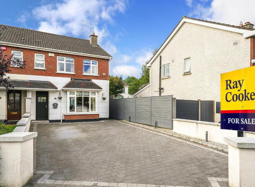 10 Moyglas Drive, Lucan