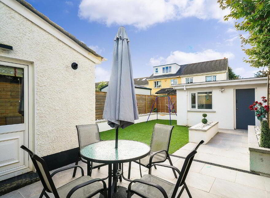 10 Moyglas Drive, Lucan