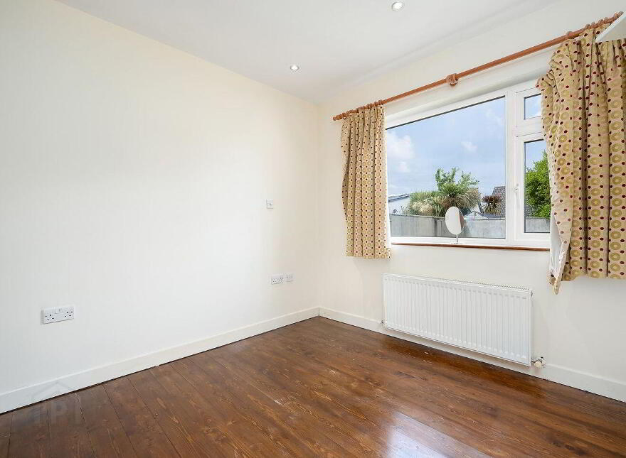 32 Forest Crescent, Swords