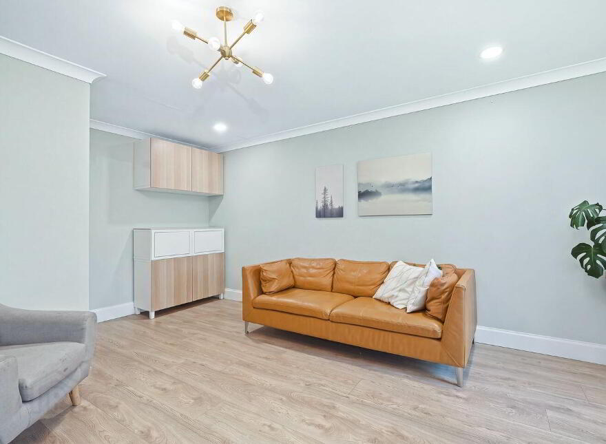 2 Charlestown Green, Finglas, Finglas, D11