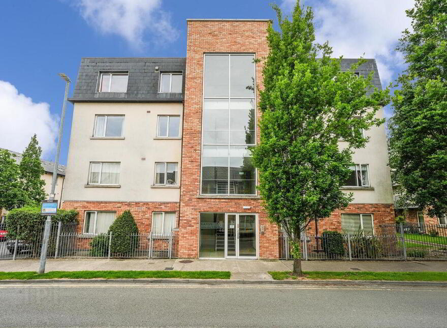 8 Eaton Way, Rathcoole
