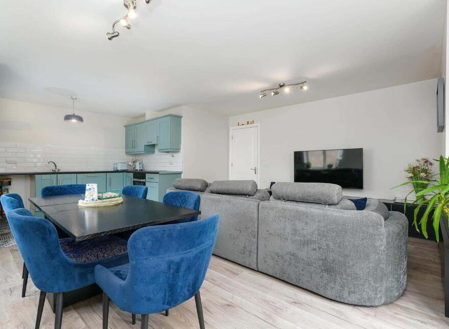 8 Eaton Way, Rathcoole