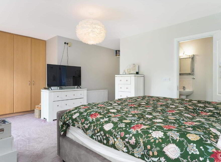 8 Eaton Way, Rathcoole
