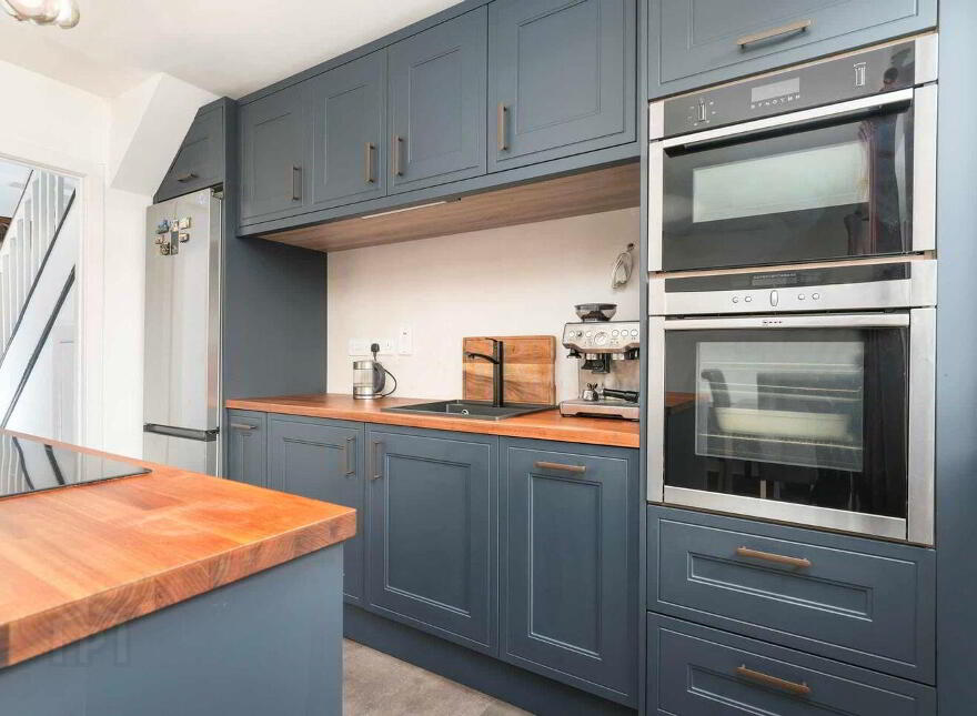 545 Carnlough Road, Cabra, Cabra, D07