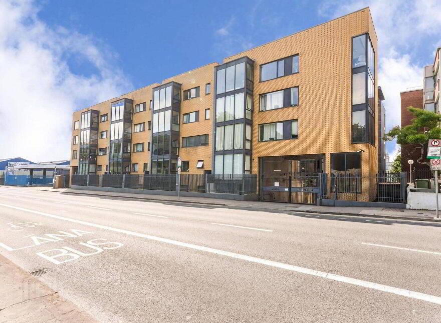 Apt 30, Longmeadow, Conyngham Road, Dublin 8, D08