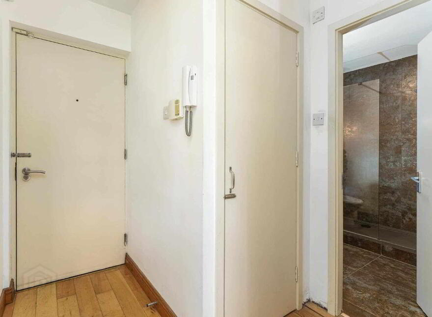 Apt 30, Longmeadow, Conyngham Road, Dublin 8, D08
