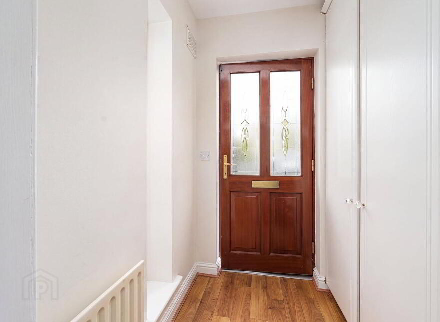 52 Boroimhe Blackthorn, Swords