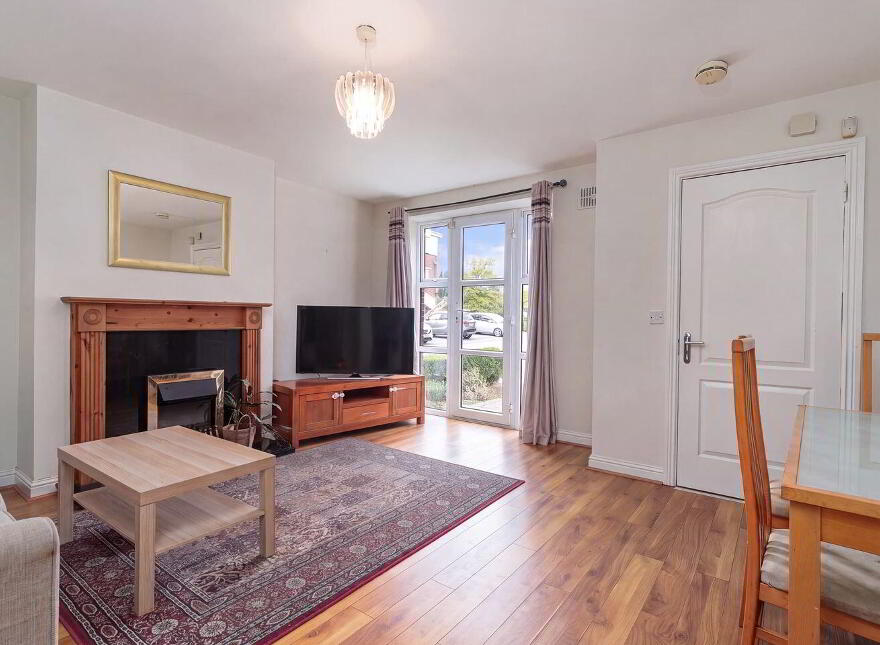 52 Boroimhe Blackthorn, Swords