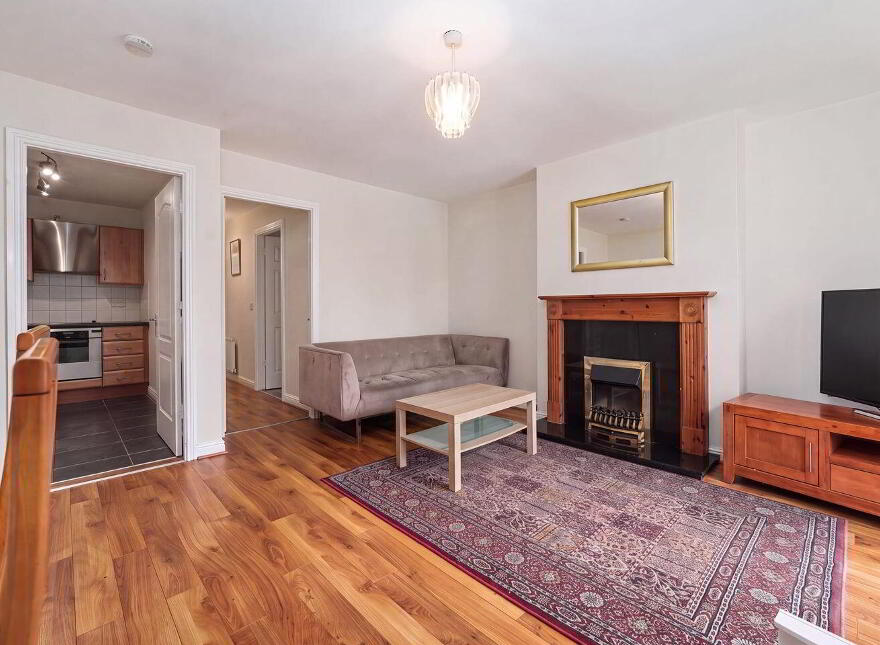 52 Boroimhe Blackthorn, Swords