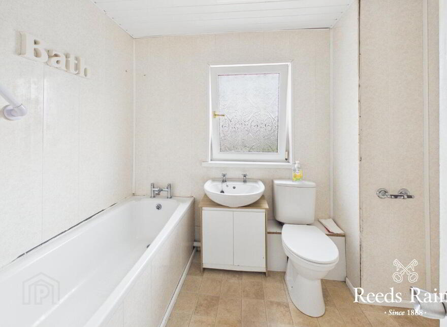 11 Carnroe Drive, Greenisland, Carrickfergus, BT38 8XF