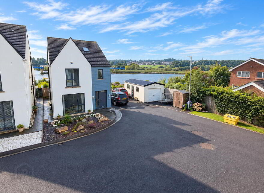 10 Kenvarra Close, Coleraine, BT52 1XT