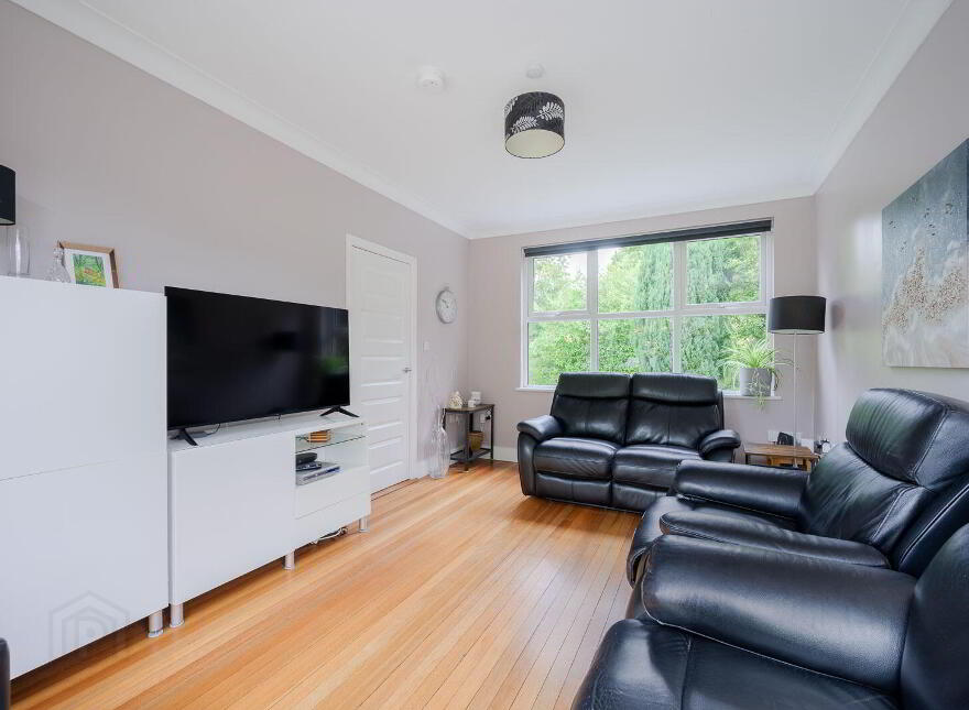 43 Cairnburn Crescent, Belfast, BT4 2HU