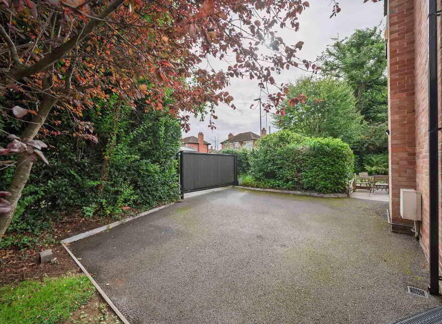 43 Cairnburn Crescent, Belfast, BT4 2HU